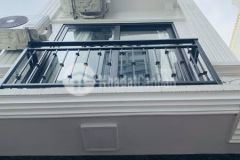 Siêu phẩm 1 nhà ra mặt phố dân xây full nội thất trung tâm long biên