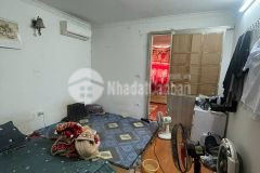 Bán gấp căn hộ tập thể thành công, ba đình, 70m2, 2 mặt thoáng, ô tô đỗ chân cầu thang