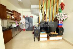 Bán nhà định công hạ trần hòa, dt42m,giá hơn 7 tỷ, oto đỗ cổng, ngõ nông