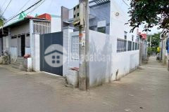 Bán căn nhà 1 xẹc quốc lộ 22 đường 660 xã phước thạnh củ chi giá 700 triệu