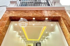 Biệt thự mới xây kinh doanh thang máy 6 tầng tt cầu giấy 40m2 hơn 11 tỷ