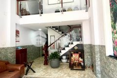 Căn nhà 377x cmt8 quận 10 42m2 giá 5.65 tỷ