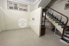 Bán nhà thịnh quang. đống đa. dt 31m2. mt 4,2m. 5 tầng. giá 6,18 tỷ.