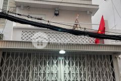 Nhà xô viết nghệ tĩnh, quận bình thạnh, ngang 5.1 m, giá chỉ 3.9 tỷ.