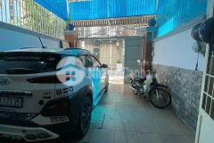Bán nhà hxh 493a cmt8,p.13, q.10. dt 4,59 x 18,41. 5 tầng. giá 16 tỷ tl