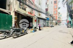 Bán nhà mặt ngõ ô tô phố pháo đài láng, quận đống đa 5 tâng, mặt tiền 4m, diện tích 69m2