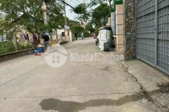 Kẹt tiền rồi nên phải bán nhà ngay chợ đầu mối hóc môn, dt 72m2, 720 triệu, sổ riêng.