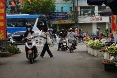 Bán đất tặng nhà 2 tầng, căn góc ôtô đỗ cửa, 50m ra chợnhổn, tuhoàng, phươngcanh