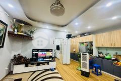 Bán căn hộ tt lạc trung nhà thoáng mát rộng rãi, dt 80m giá 4.8 tỷ sổ đỏ chính chủ