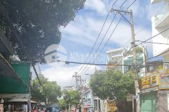 Bán nhà mt cống lở ngang 6.5m gần trườngchợ sổ vuông kinh doanh tốt