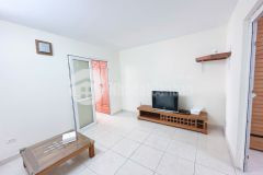 Bán căn hộ tập thể phố đội cấn, ba đình, 70m2, lô góc, nhà đẹp thoáng sáng, ô tô đỗ