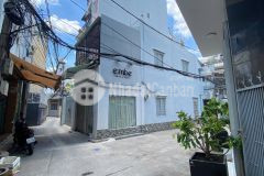 Bán nhà hẻm 457 đường cách mạng tháng 8 quận 10.dt3,7 x 13m.giá 7,3 tỷ