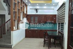 Bán nhà phố trạm long biên dt 36m 5 tầng mt 6m giá 6.1 tỷ