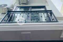 Bán nhà phố trạm long biên dt 32m 5 tầng giá 8.05 tỷ