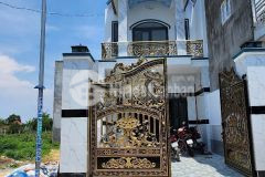 Nhà mt đường nhựa xã mỹ hạnh nam, đức hòa dt 120m2 1 lầu 4pn 2wc giá 2,7 tỷ