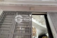 Nhà đẹp đông dư sân vườn dân xây full nội thất diện tích rộng