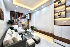 Bán nhà phố hồng mai hai bà trưng, rất gần mặt phố, ngõ rộng, 5 tầng nhà mới, hai thoáng.