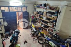 Bán 102m tặng nhà ô tô vào nhà kinh doanh đường hoàng mai