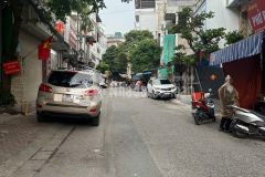 Bán nhà lõi ngọc lâm 38m, 8t, mt4m, thang máy, ngõ rộng, cách 5m ra phố, kd, ô tô tránh.