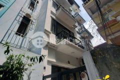 Bán nhà ngọc thuỵ,long biên 5 tầng,50m,mt4m oto đỗ cổng nhỉnh 8 tỷ