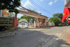 Nhà mới xây hoàng hoa thám 6 tầng thang máy sổ đỏ sẵn giá 7.6 tỷ