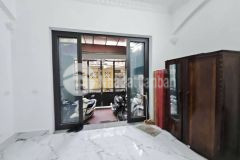 Bán nhà đường láng. đống đa. dt 75m2. mt 4,8m. 5 tầng. giá 14,1 tỷ.