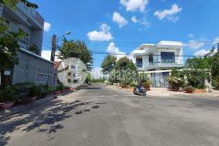 Giá bán 2 tỷ chẳn nền 100m2 đường b5 kdc tân phú, cái răng, cần thơ.