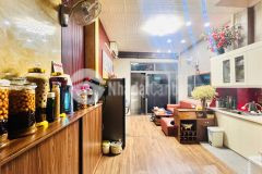 Bán nhà đẹp ở ngay kim mã. ba đình. dt 33m2. mt 4m. 5 tầng. giá 8,26 tỷ.