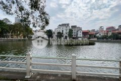 Nhà dân xây, mới koong bồ đề 60m, 5t, mt4m, gara, thang máy, ô tô thông, nội thất cơ bản.