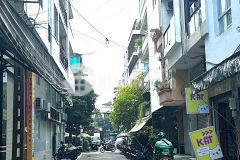 Ngay lý thường kiệt, 38m2 ngang 4m, gần hẻm ô tô, full nội thất, chỉ hơn 4tỷ.