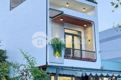 Chủ gửi nhà 1 trệ 1 lầu sân thượng full nội thất cao cấp tại đường d6 kdc hồng loan