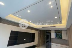 Nhà bồ đề gara ô tô thang máy 60 m 6 ngủ tiện ích ngâp tràn