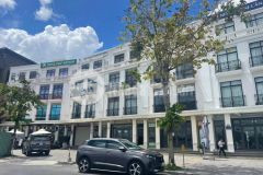 Cho thuê mặt bằng tầng trệt vincom shophouse cần thơ đường 30 tháng 4 giá 20 triệu