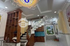Nhà đẹp hẻm xe hơi sát tân phú 2 tầng kiên cố sổ chuẩn hoàn công đủ 4ty45