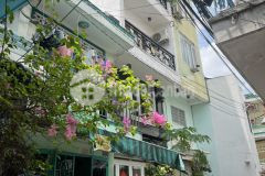 Gần khu ẩm thực phan xích long, nhà 2 tầng 3pn, dt 36m2, chỉ 4.2 tỷ