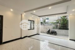 Nhà đẹp phúc đồng long biên, ô tô vao nhà, lô góc, 3 bước ra phố, giá cực hời