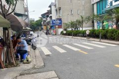 Cần bán nhà phố cổ ngọc lâm 34m, 5t, khu phân lô, ô tô đỗ cửa, kinh doanh.