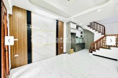 Cho thuê nhà ngõ 666 bạch đằng, hai bà trưng 35m x 5t giá 12.5 triệu, nhà đẹp ở ngay