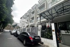 Bán liền kề nguyễn trãi, thanh xuân, tầng hầm, thang máy, 127m2, giá 30 tỉ