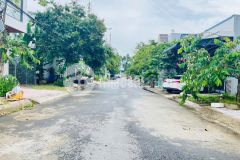 Bá.n nền đẹp cách đ.võ nguyễn giáp 100m đường b2, kdc phú an