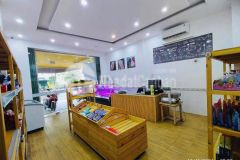 Cho thuê nhà 3 tầng mặt tiền tiểu la ngang 5m