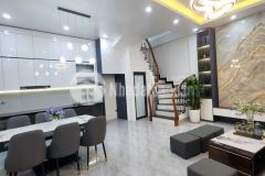 Bán nhà phố minh khai 56m2, 5 tầng, mặt tiền 6m cực đẹp chỉ 9.8 tỷ hiếm hai bà trưng