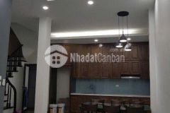 Cho thuê nhà riêng ngõ 61, phố phùng chí kiên, cầu giấy 35m x 6t giá 16tr, 5pn5vs