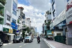 Bán nhà mặt tiền kd khu vip huỳnh văn bánh, phú nhuận, 4 tầng, 67m2, nở hậu 6.5m, 21.85 tỷ