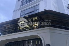 Nhà đẹp lung linh 4 tầng 4,1x13m ngay luỹ bán bích, hoà bình hẻm thông thoáng, an ninh