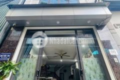 Bán nhà đẹp long biên 40m2, 4 tầng mới tinh ô tô lùi tận cửa giá chỉ hơn 4 tỷ