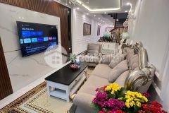 Nhà đẹp hiếm nội thất cao cấp giá rẻ ngõ phố đàm quang trung dt 46m2. giá 8.3 tỷ