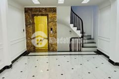 Bán nhà nguyễn ngọc vũ, cầu giấy, ôtô tránh, ngõ thông, 55m2, 7 tầng thang máy, mặt tiền 5m, 18.5 tỷ