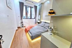 Bán nhà đẹp kim giang hoàng mai, dt 27m7 x 5t, giá hơn 4 tỷ, oto gần