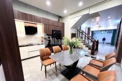 Bán nhà trung tâm cầu giấy dt66t2,3,475m2 giá 12.9 tỷ